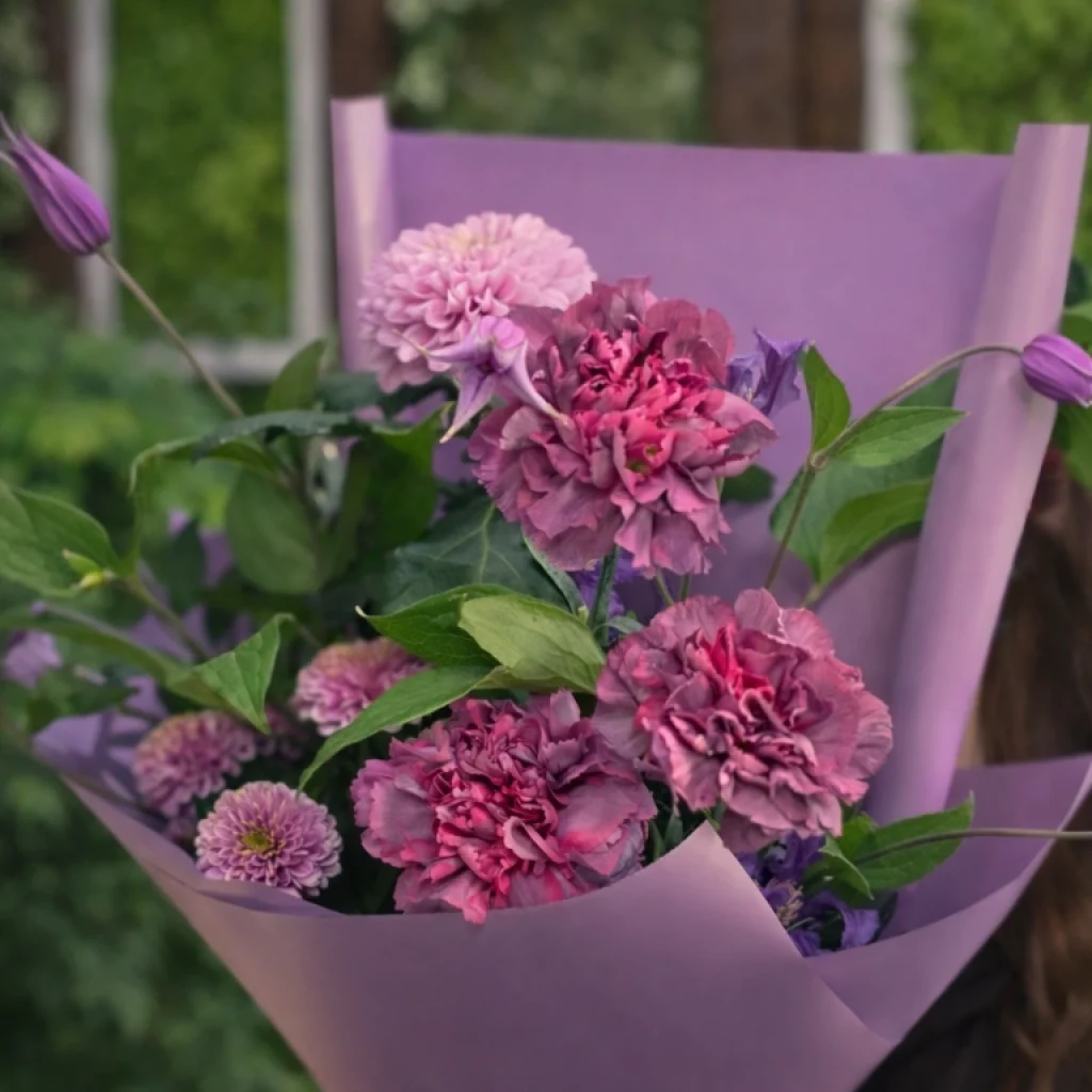 Puokštė "Purple Rain"